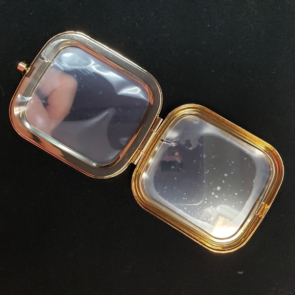 New Avon Star mirrored compact w/pouch - Picture 4 of 6